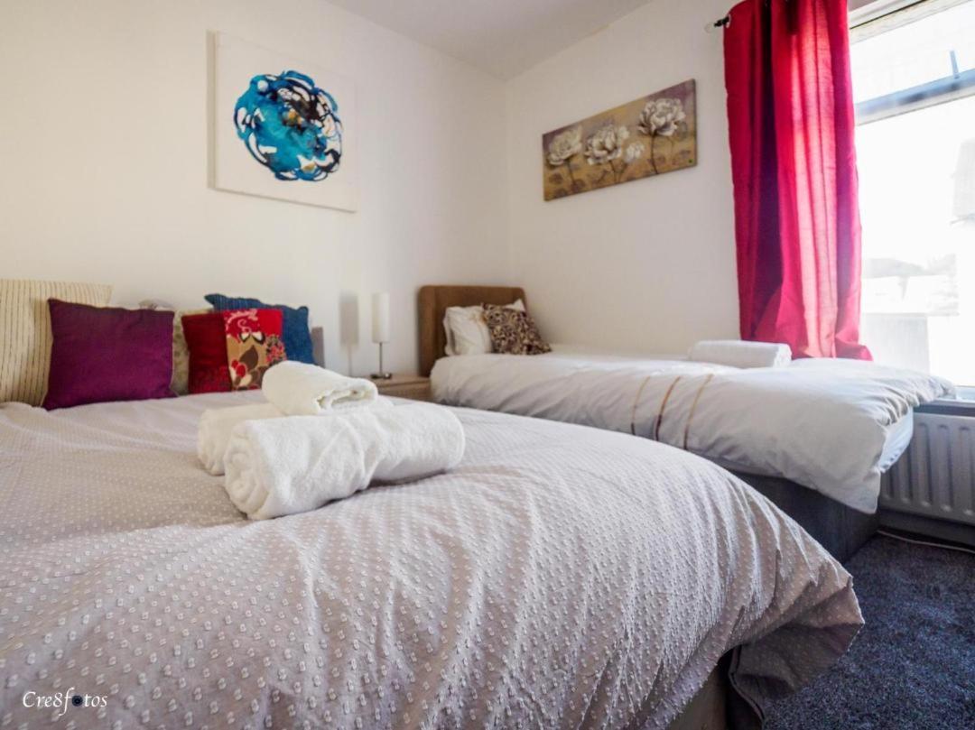 12 Cornwallis Lodge Family Room 2 Stoke-on-Trent 外观 照片